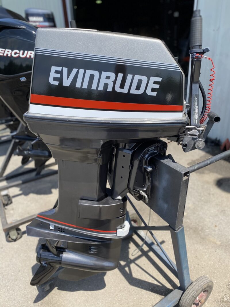 1993 Evinrude 55 HP 2-Cylinder Carb 2-Stroke 20" (L) Outboard Tiller Motor