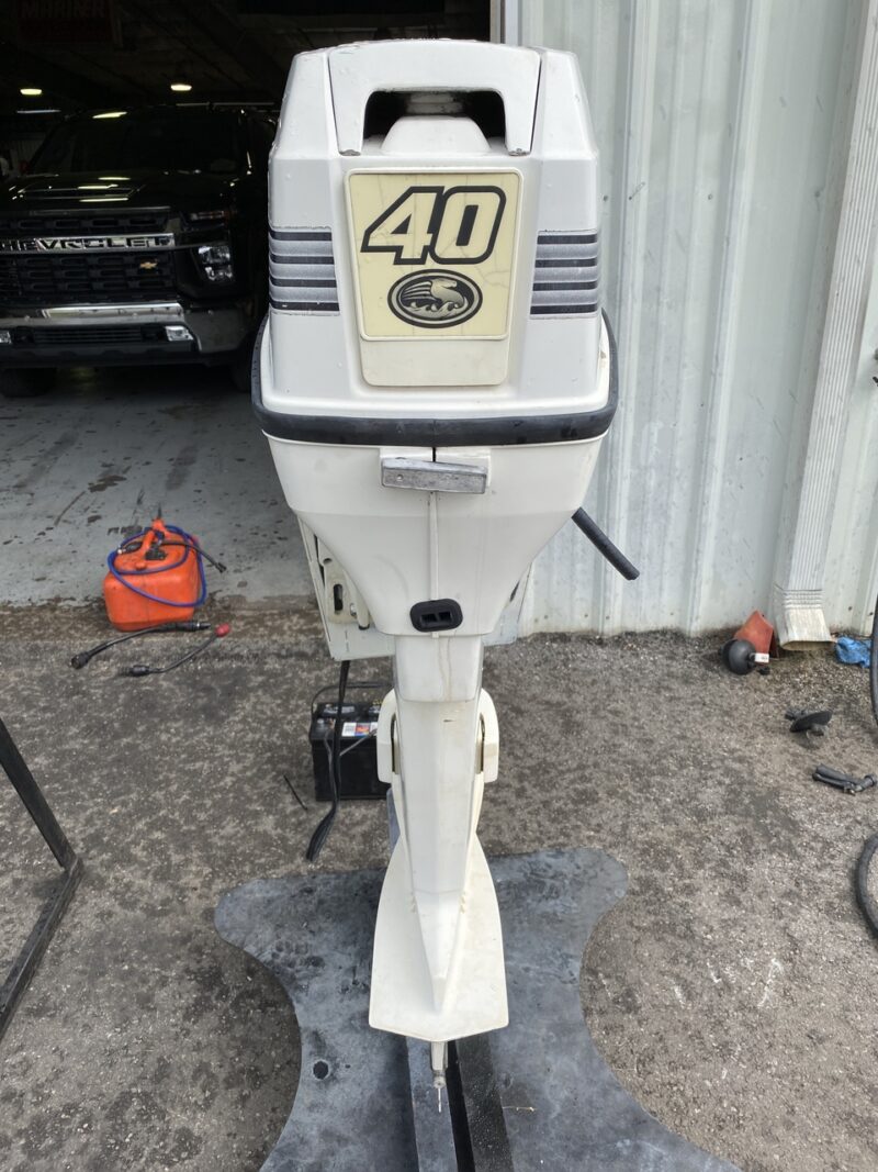 2001 Johnson 40 HP 2-Cylinder Carb 2-Stroke 20" (L) Outboard Motor - Image 8