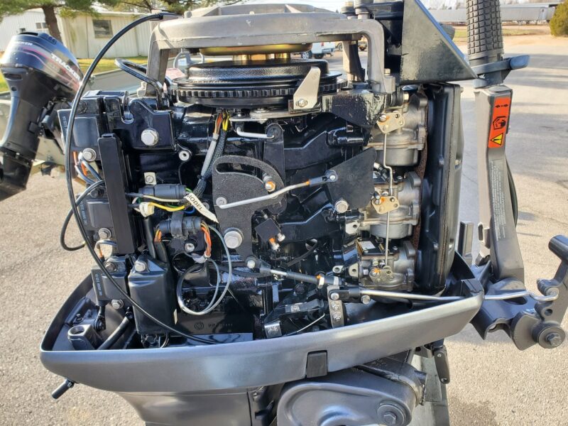 1999 Johnson 65 HP 3-Cyl Carbureted 2-Stroke 20" (L) Outboard Tiller Motor - Image 4